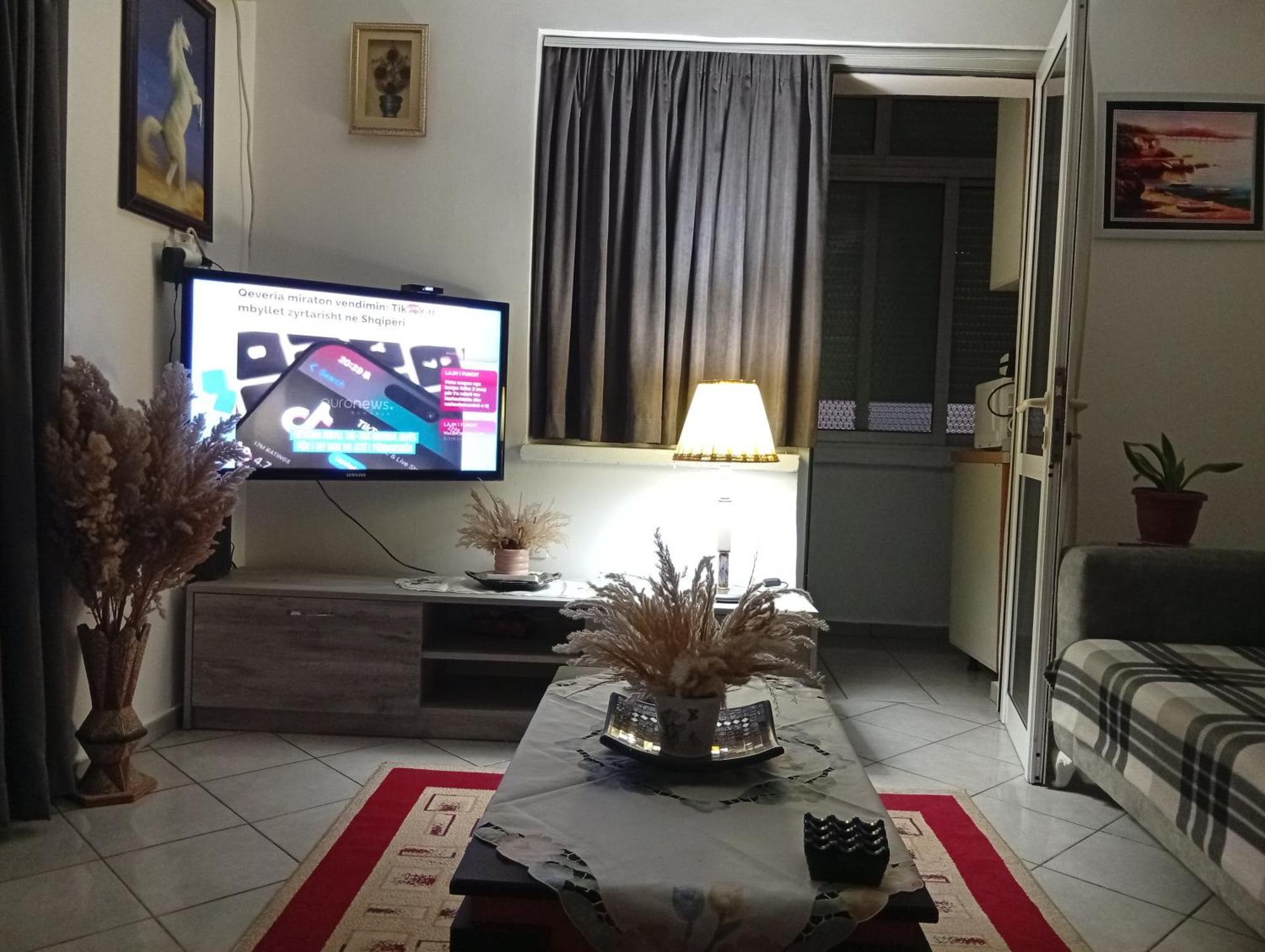 Entire Flat To Chill, In Center Of Apartment Tirana